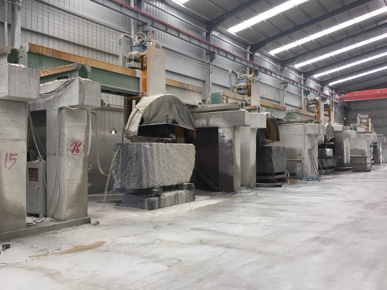 Stone cutting machine for stone processing factory Stone cutting machine for stone processing factory